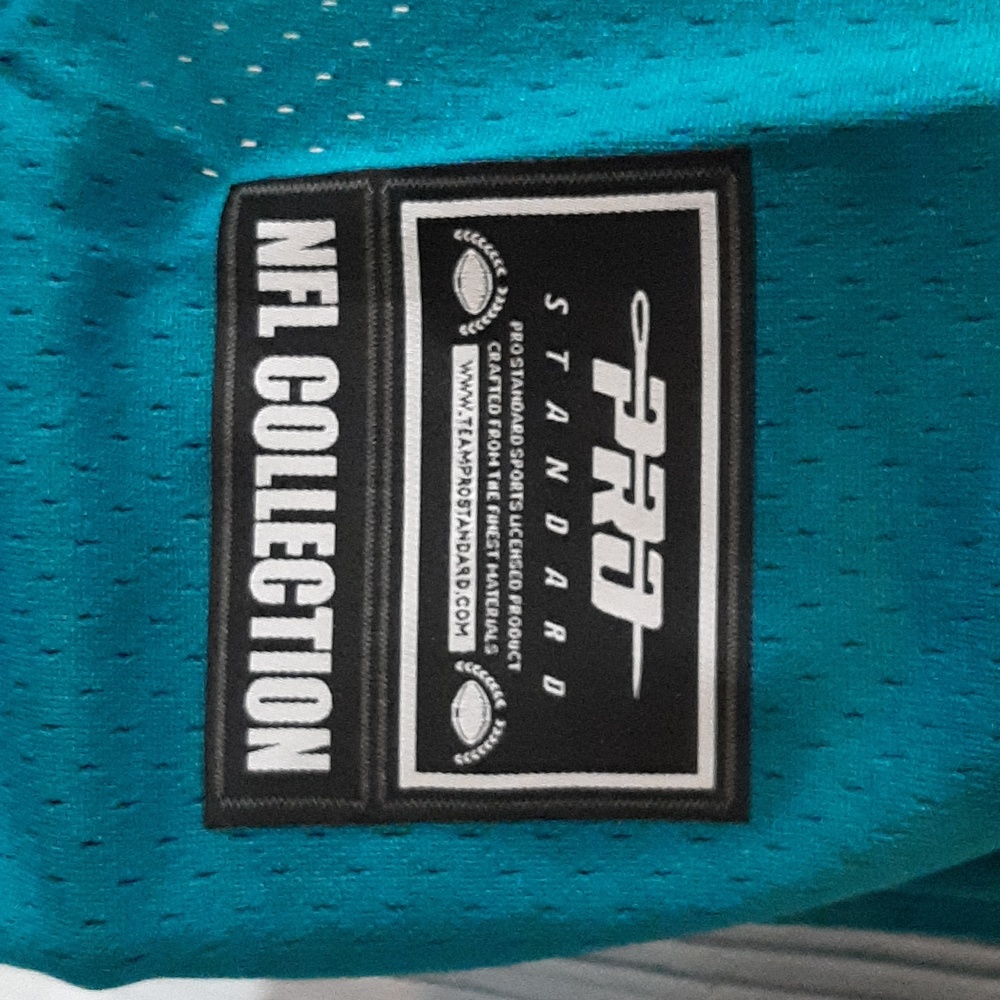 Tyreek Hill Miami Dolphins Pro Standard Mesh Button-Up Baseball Jersey - Aqua - Picture 4 of 4